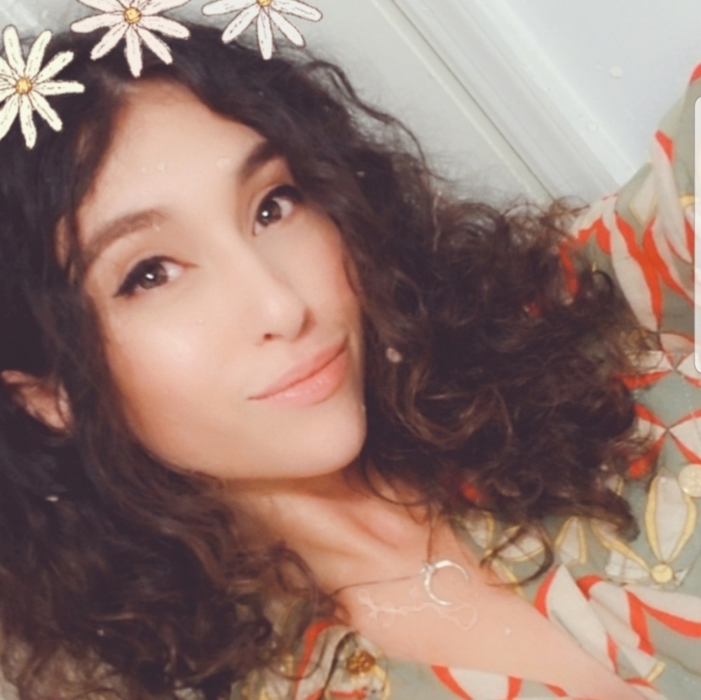 Meet your Posher, Annastasia!